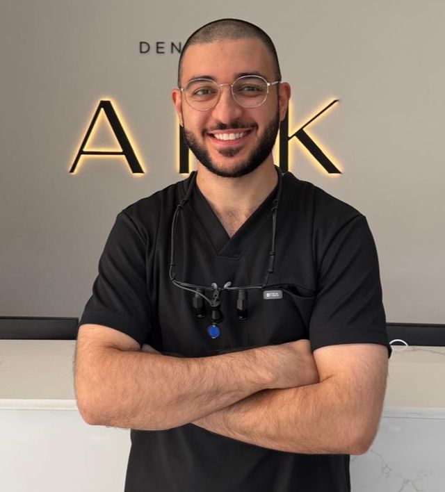 Dr Jafar Al-Hashimi, Special interest in endodontics at Ark Dentistry